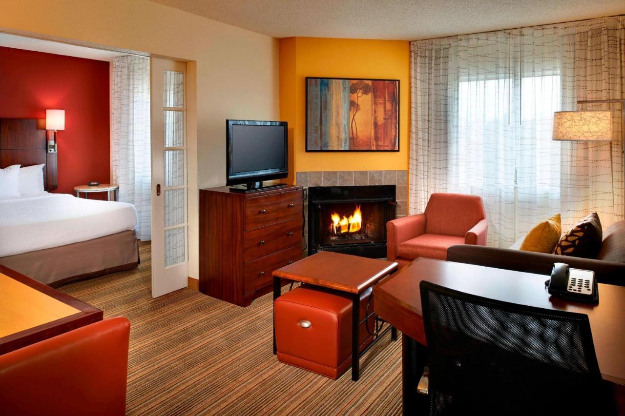 Sonesta Es Suites Detroit Warren Exterior photo