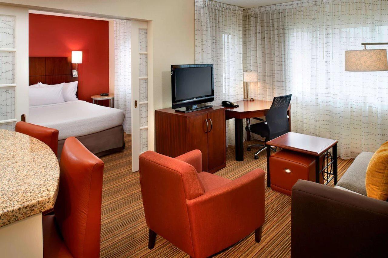 Sonesta Es Suites Detroit Warren Exterior photo